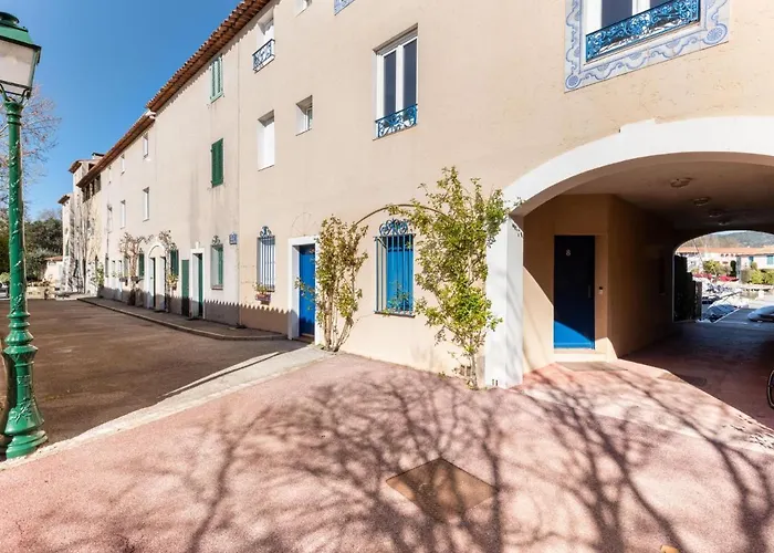 Grand Bassin * Grimaud